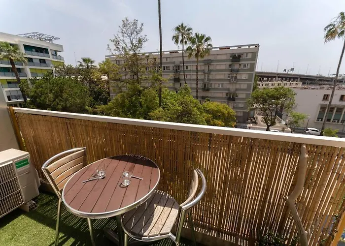 Nice Plein Centre Studio 1 Avec Balcon